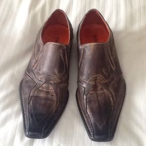 Mens shoes